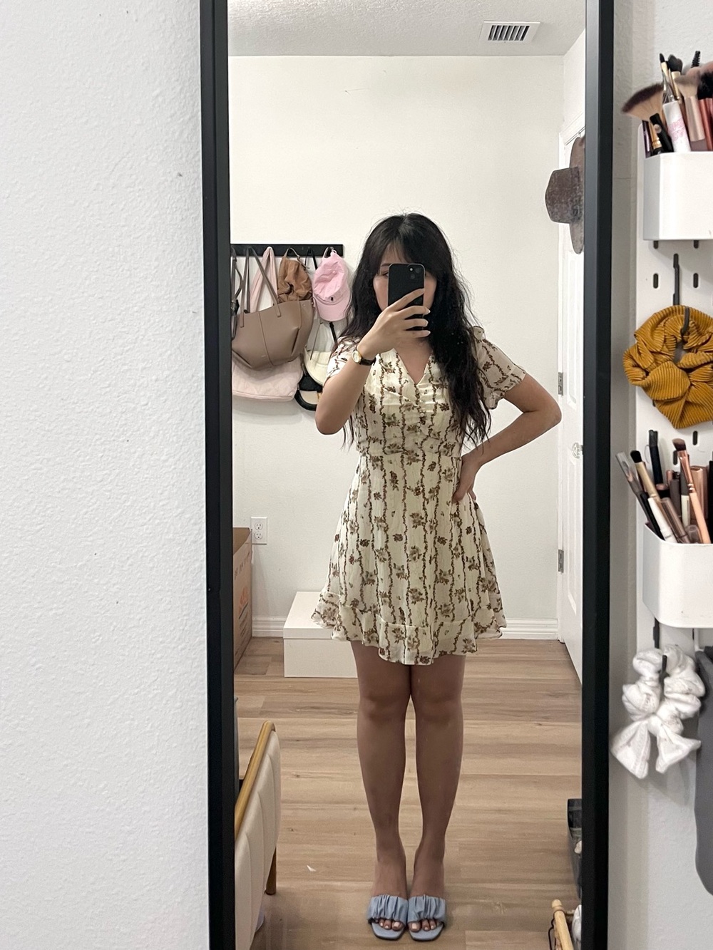 Floral Cream Short Sleeve V-Neck Mini Dress